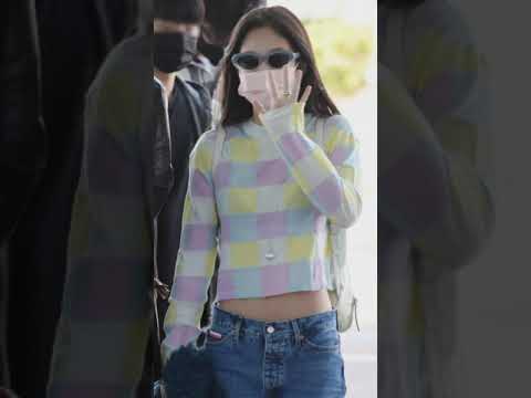 24 10 2021 Jennie Blackpink Flight To LA 