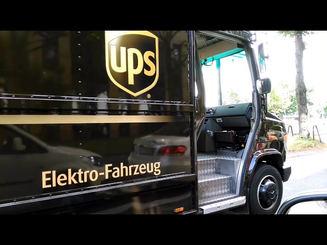 Ups Mercedes Vario Elektro Antrieb Youtube