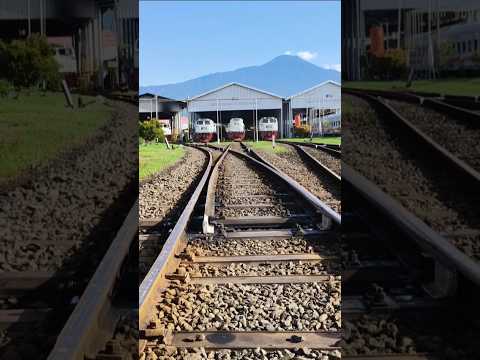 wesel mekanik zaman belanda di oprasikan karena lokomotif mau keluar #shorts #wesel #lokomotif