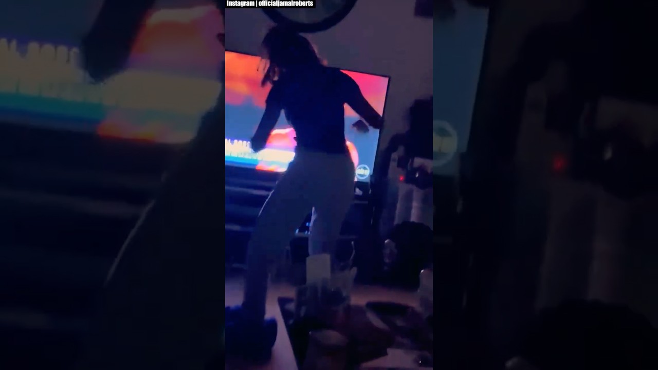 Jamal Roberts’ Family Reacts to His Music 💖 |  American Idol Season 23