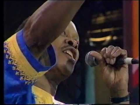 JONAS GWANGWA:(SOMETHING INSIDE),SO STRONG [LIVE 1990]