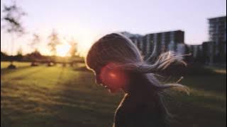 Lorde - Team (Mickey Valen Remix)