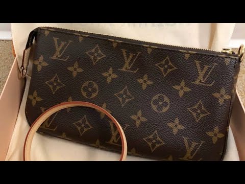 Louis Vuitton LV Pochette Accessoires (Review & What Fits) 