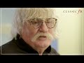 Capture de la vidéo What Makes 'Benedictus’ So Haunting? Sir Karl Jenkins | Explained | Classic Fm Meets