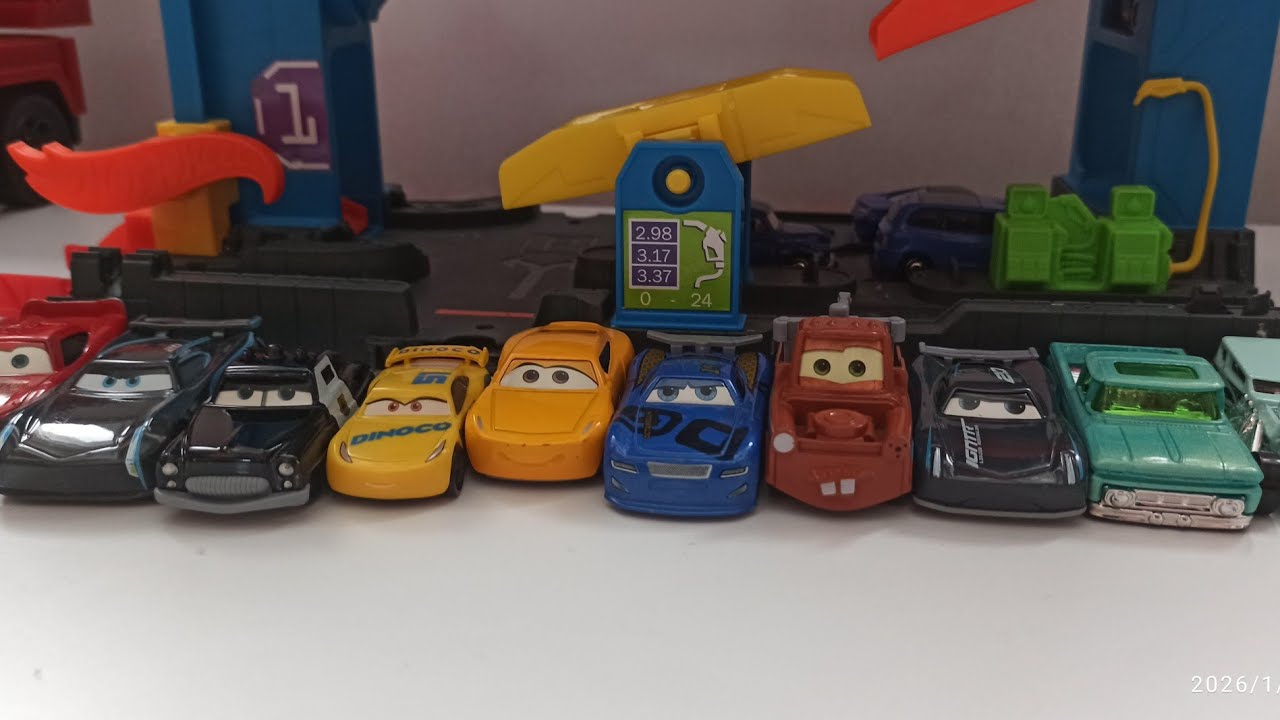 Car toys. Cars 3 toys playset. Disneypixsar toys Cars cartoon. Hot wheels cars playset. Cartoon 