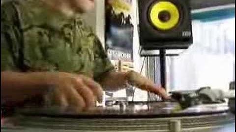 DJ Revolution vs. DJ JayCeeOh - 