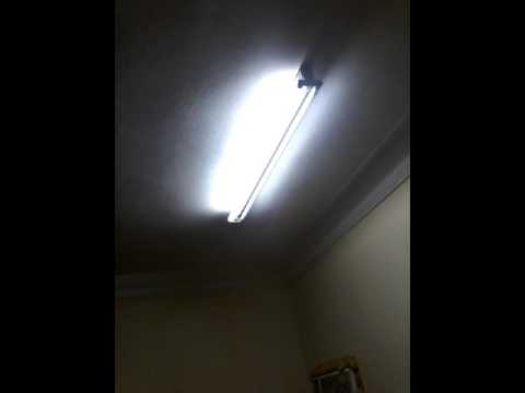 اللمبة خربانة رايح فيها