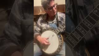 A banjo tune to round off episode 2 Handmade: Britain’s Best Woodworker.