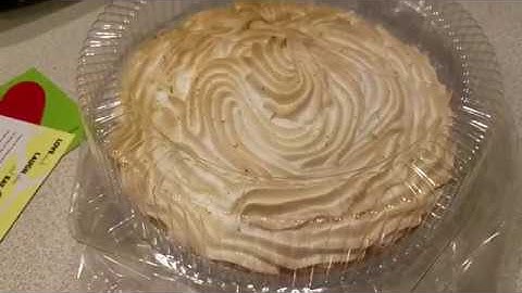 Best Key Lime Pie: Blonde Giraffe Key Lime Pie Factory - Tavernier, Florida Keys