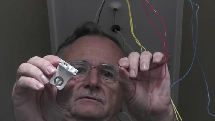 How to Replace a Fluorescent Light Ballast