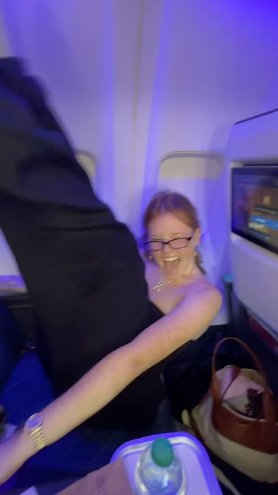 HOUSE TOUR #trending #makeup #lipsyncs #viralvideos #redhead #viral #plane #travel