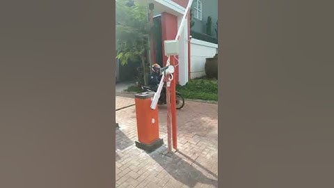 sistem portal elektrik/palang parkir perumahan uhf sticker tanpa tap kartu