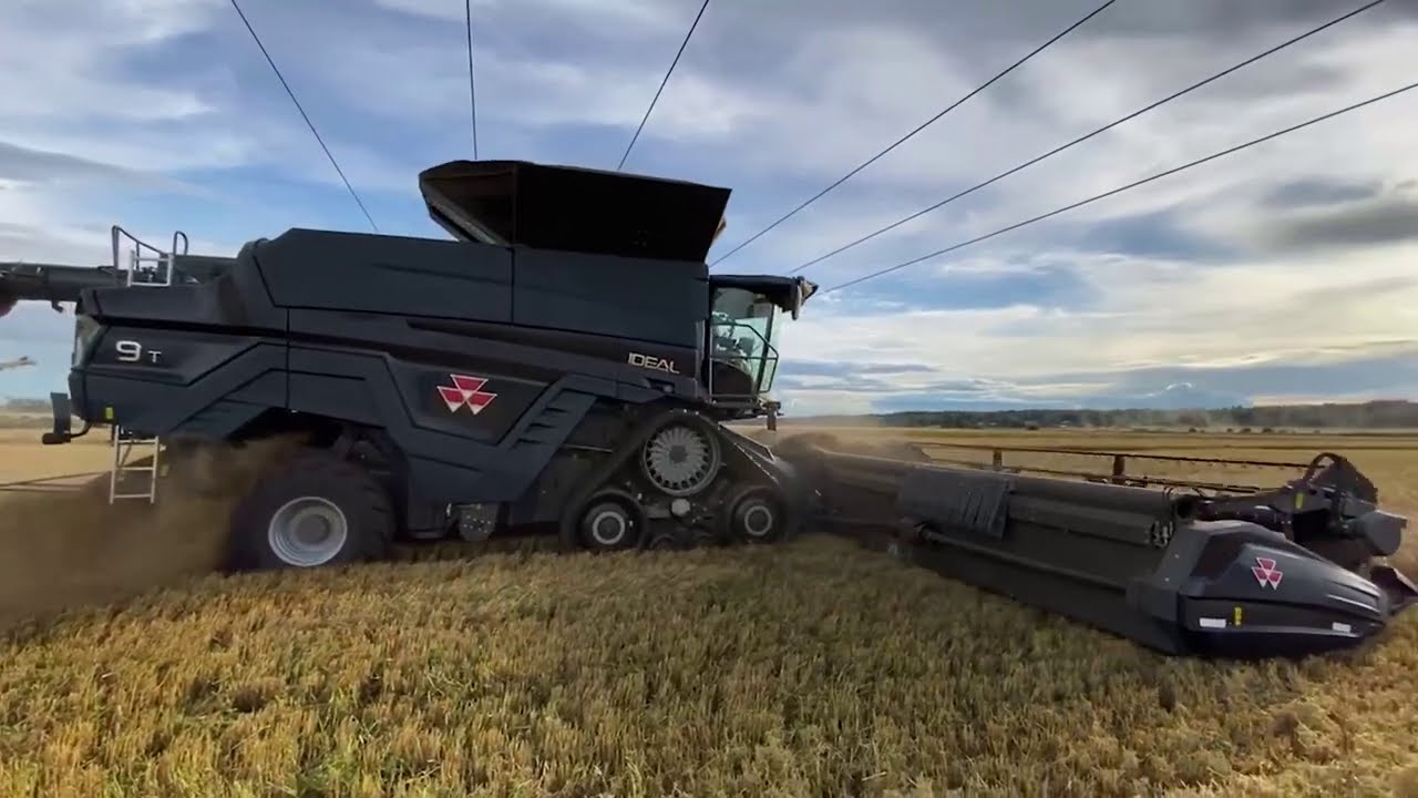 Fyra stora tröskor på Stora Ek