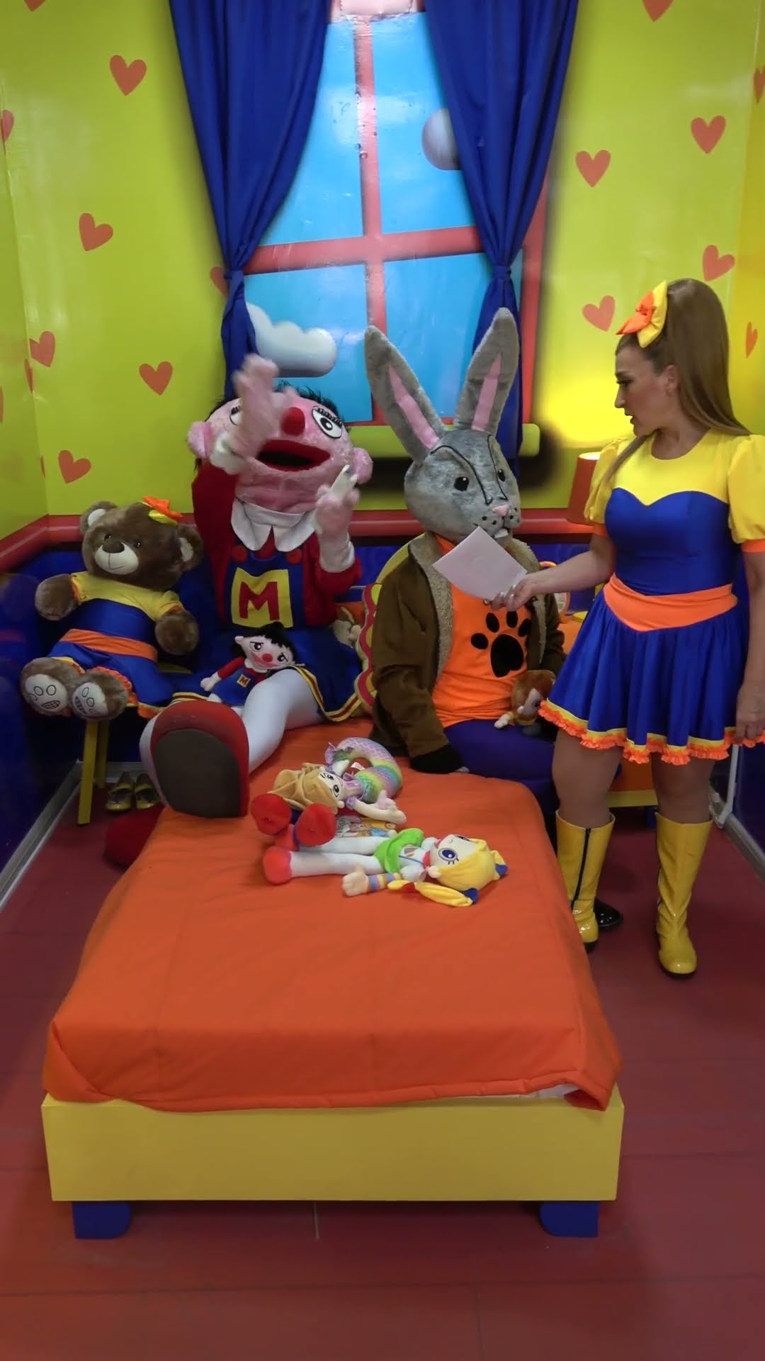 Miguelita no ahorra energía - Bely y Beto #belyybeto #videosparaniños #videosparaniños #youtubekids
