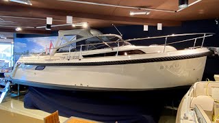 Interboat Intender 950 Cabin - showroom walk round.
