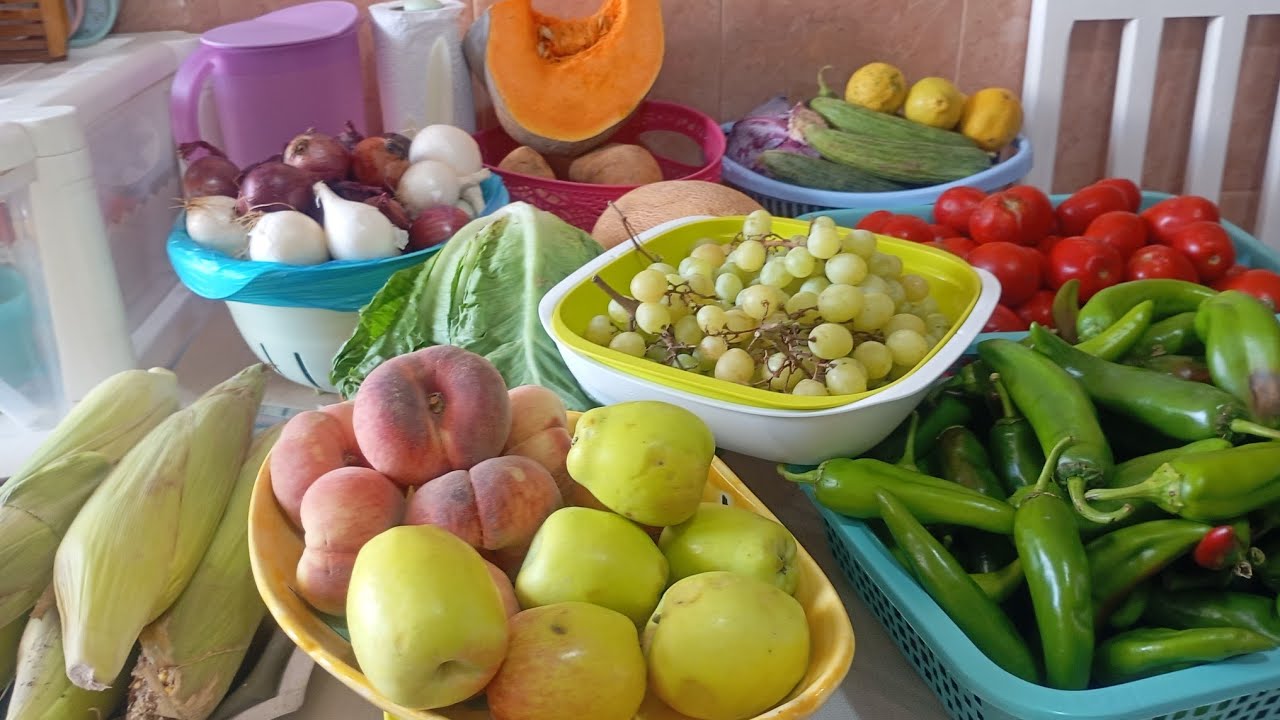 خرجت معايا للسوق أما خلصت هي كل شىء حشمتني بالحذاقة نظمت المشتريات الأسبوعة  فطور صيافي و تونسي 💯❤️