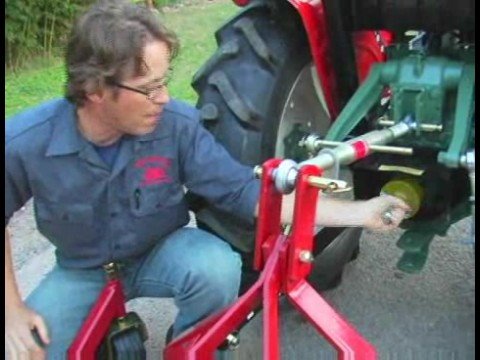 How to Drive & Operate a Tractor : PTO Clutch on a Tractor ... ford tractor engine diagram 