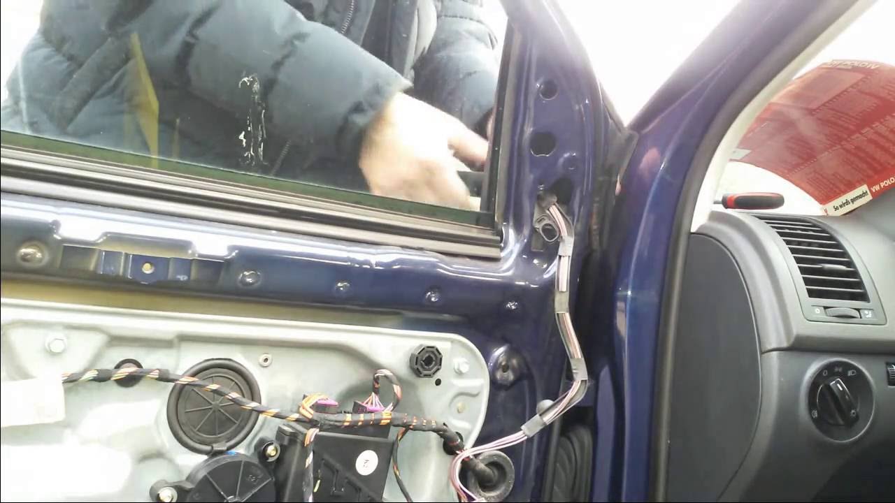 VW Polo 9N Facelift Außenspiegel Spiegel vorne rechts elektr. in