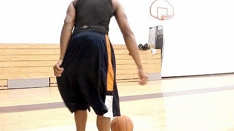 Dre Baldwin: Jab-Cross Behind-Back Cross Drive Pt. 1 | Basketball Triple Threat Footwork Moves