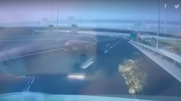 Phạt tài xế ôtô chạy ngược chiều trên cao tốc Mỹ Thuận - Cần Thơ