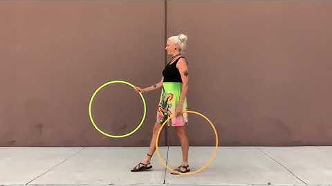 The pass by twin hoop tutorial with Jasmine Kienne aka hothoopdancemama