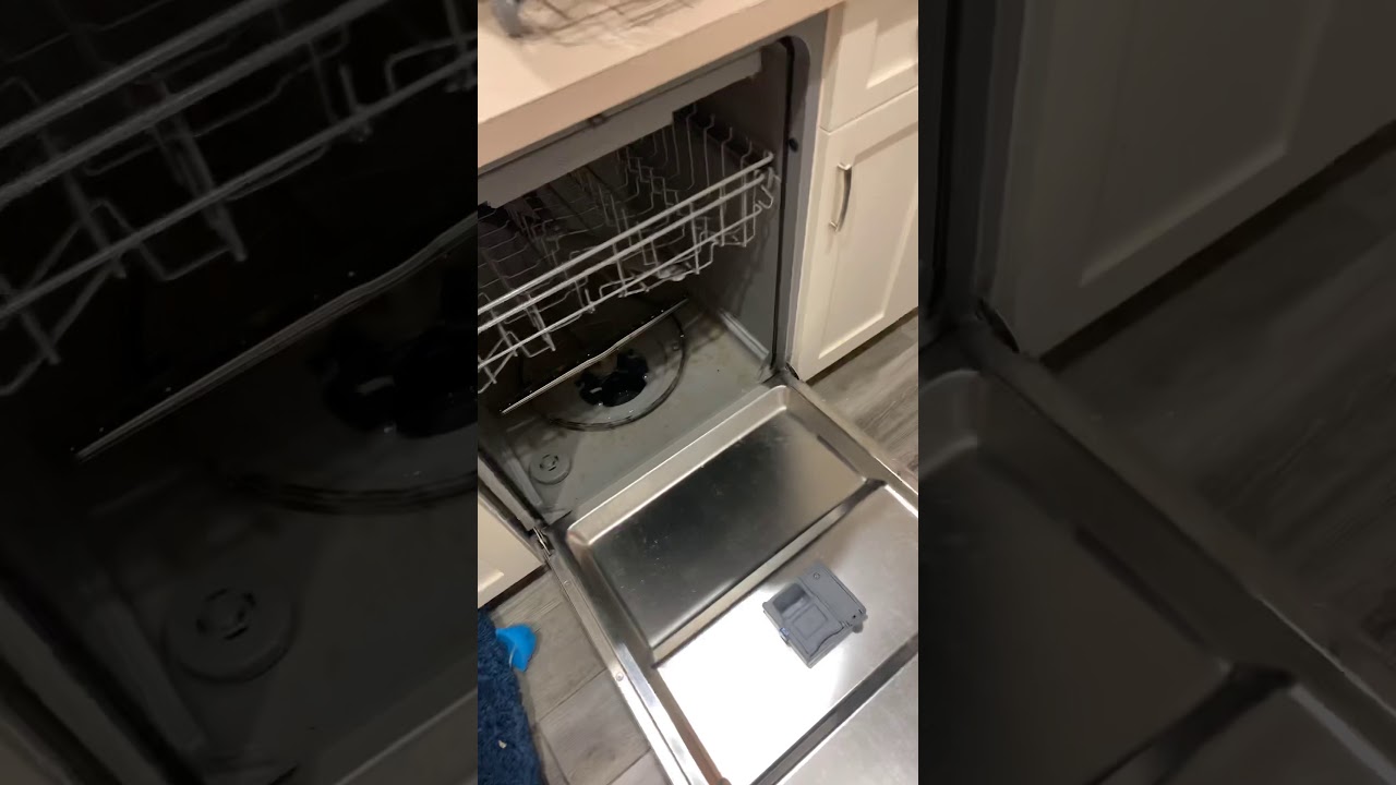 How to fix a Samsung dishwasher - YouTube