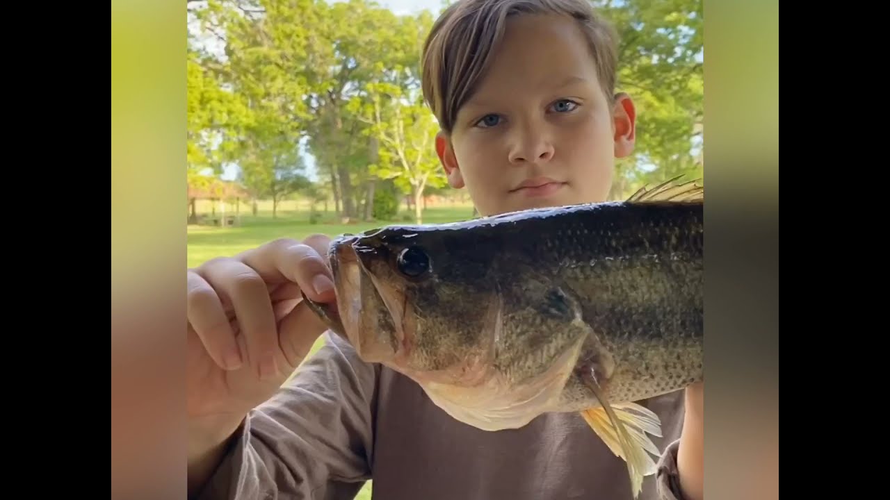 Fishing at BIG BASS lake?! Fishing VLOG! | Big Bass Bass