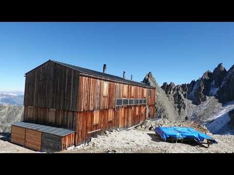 CABANE DE SALEINA SVIZZERA CANTONE VALLESE