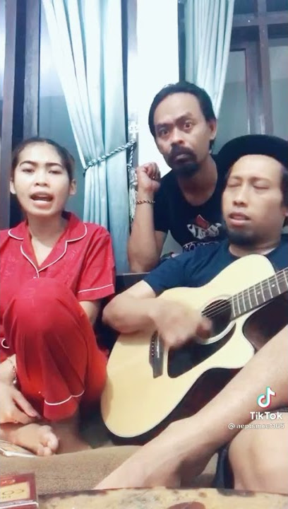 bikin ngakak!!! lagu talak tilu di cover dan diubah lirik oleh ujong