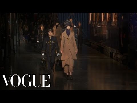 Louis Vuitton S/S 2012 Fashion Show Inspired Makeup Tutorial 