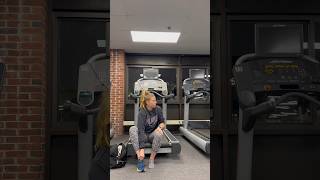 Day 10.60 minutes. Zone 2. Not exciting #HybridAthlete #NYCHYROX #RacePrep #AerobicBase #Treadmill