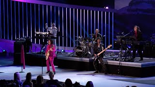 The Revolution Performs "Mountains" | Let's Go Crazy: The GRAMMY Salute To Prince chords