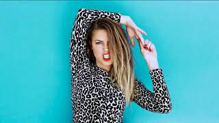 Download Lagu Maulo Partinez - You Are The One For Me (DJ Fors Remix) MP3 Download Lagu Maulo Partinez - You Are The One For Me (DJ Fors Remix) MP3