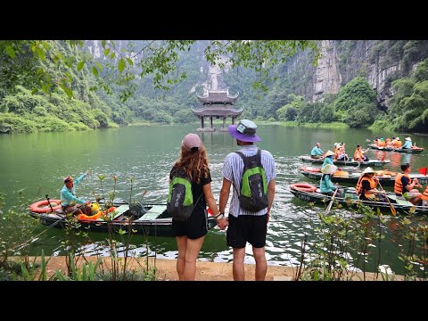 OUR DAY IN NINH BINH | Its On Everyone's Vietnam Itinerary | 1 Kilometer Cave & Vietnamese Boats