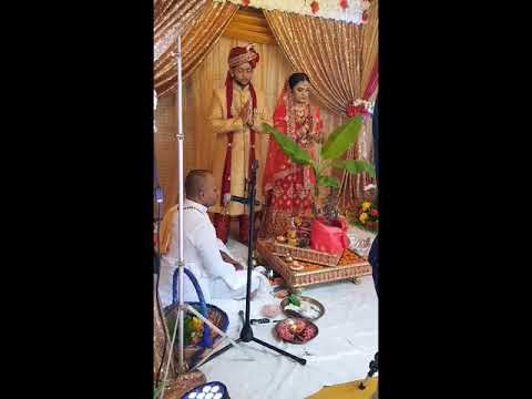 Chutney Queen Ramrajie Prabhoo and Pandit performs marriage rites