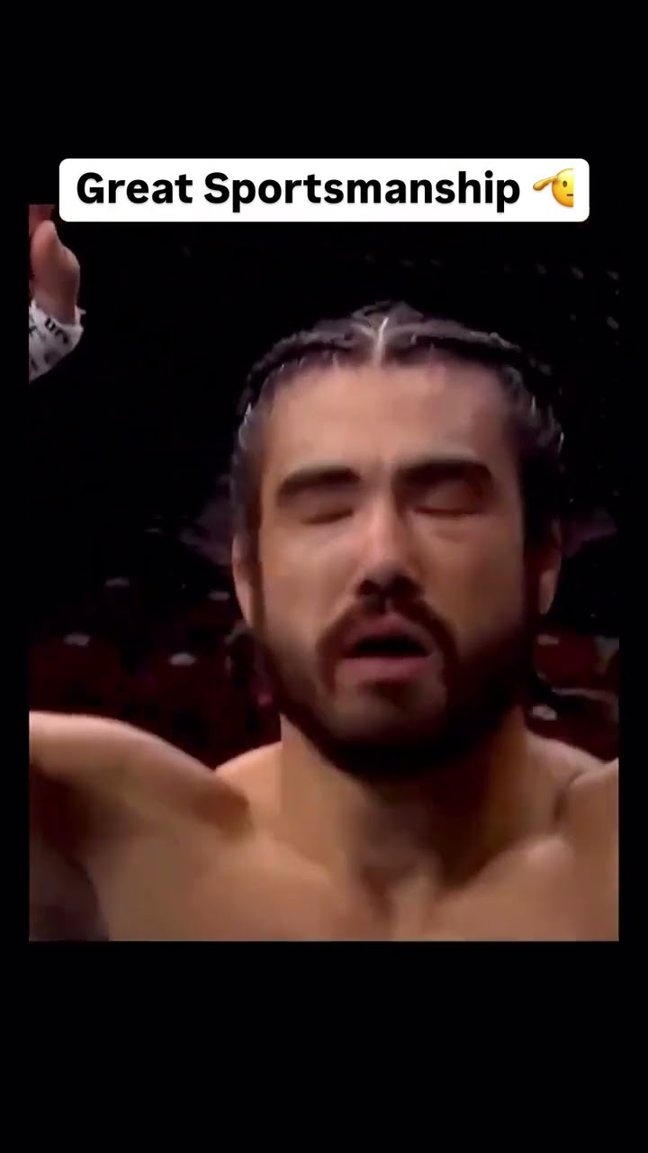 Respect ? Via - @ufc #ufc #knockout #combatsports