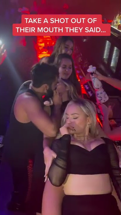 kissing sexy girls in party 🎉
