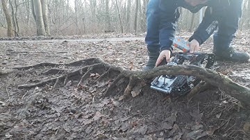 LEGO technic RC MOC tracked vehicle off-road test CADA 2.4G