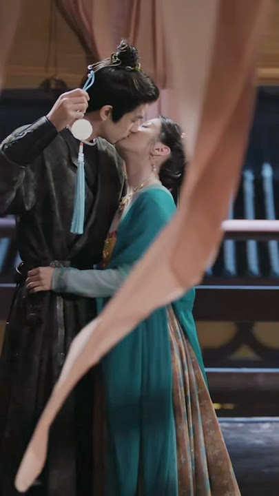 In a word, Make husband obsessed❤#YouthfulGlory #songweilong #baoshangen #cdrama