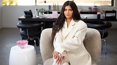 INSIDE KYLIE COSMETICS PART ONE: THE BEGINNING - DayDayNews