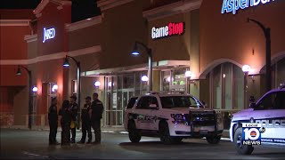 Man shot inside Pembroke Pines GameStop