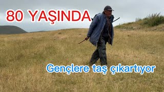 İhti̇yarlikta Gençli̇ği̇ni̇ Yaşiyor