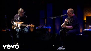 Miniatura de "Christy Moore - North and South (Of the River) (Official Live Video)"