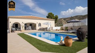 ARB4VCH02 - Luxurious 4 bedroom 4 bathroom villa with heated pool in El Chopo - 399.950€