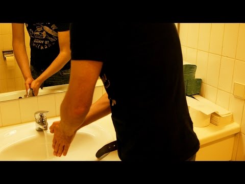 Three German students surprise a homeless guy von YouTube · Dauer: 3 Minuten 54 Sekunden Three German students surprise a homeless guy von YouTube · Dauer: 3 Minuten 54 Sekunden