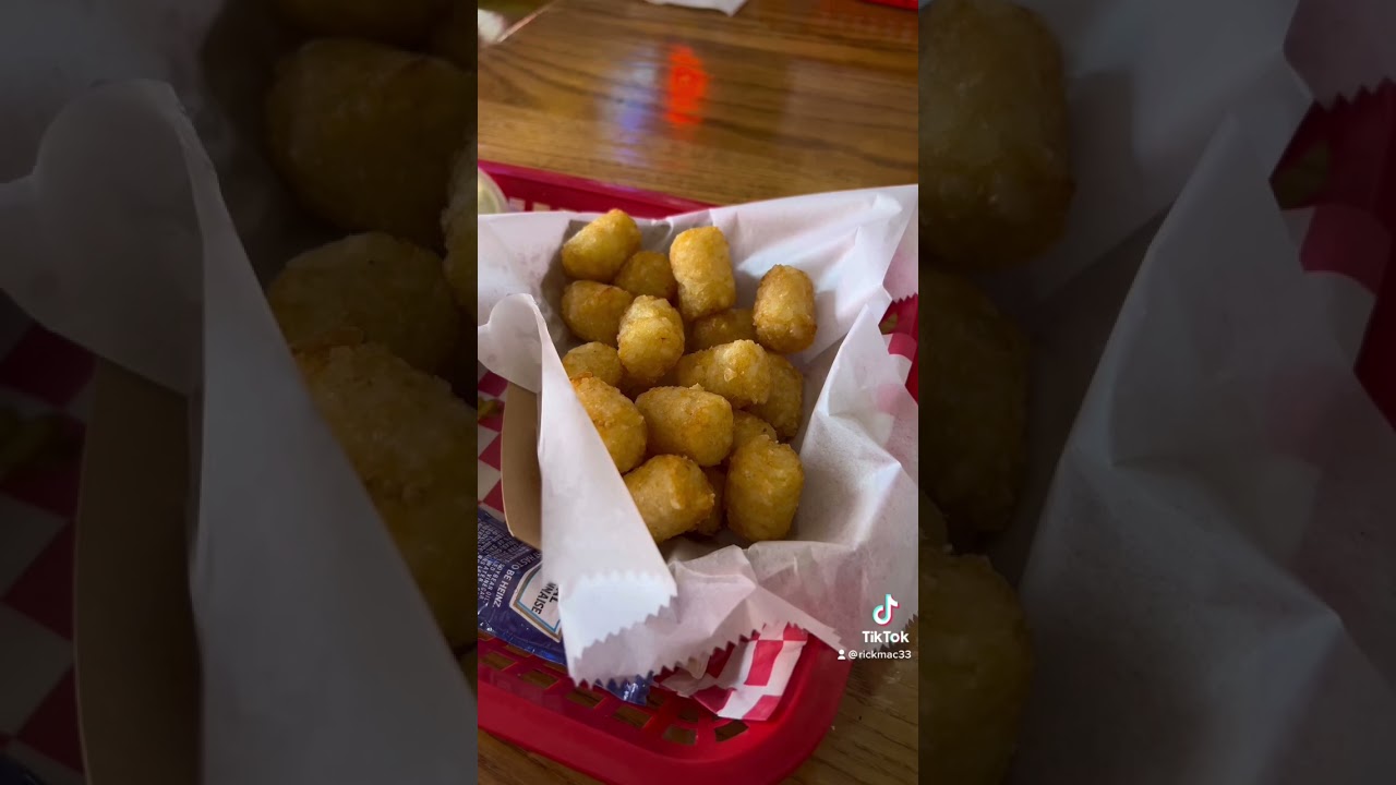 Sam’s Burger Joint food review in San Antonio, TX! 