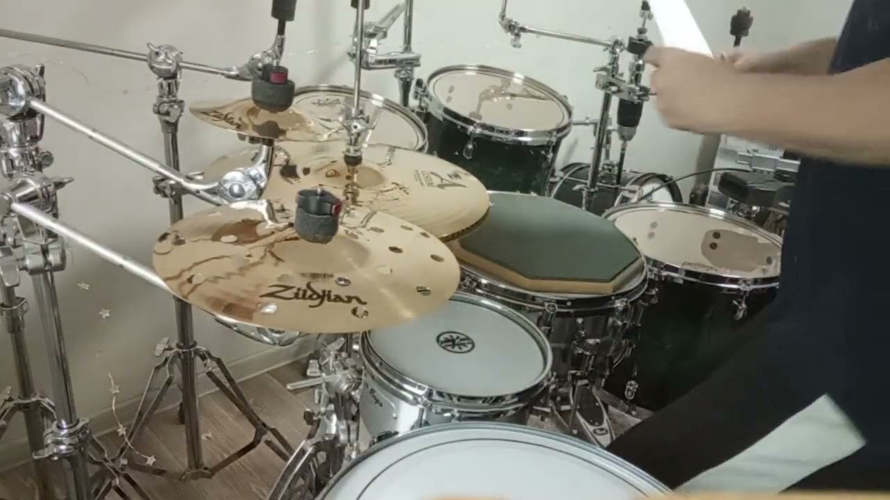 Lesson 2 - Shuffle accent ( по апликатурах single, double, single Paradiddle, R, L handed 