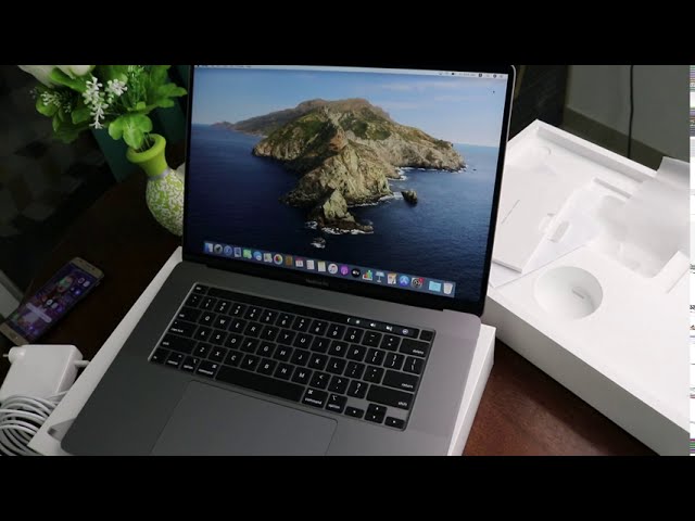 New Apple MacBook Pro (16-inch, 16GB RAM, 512GB Storage, 2.6GHz