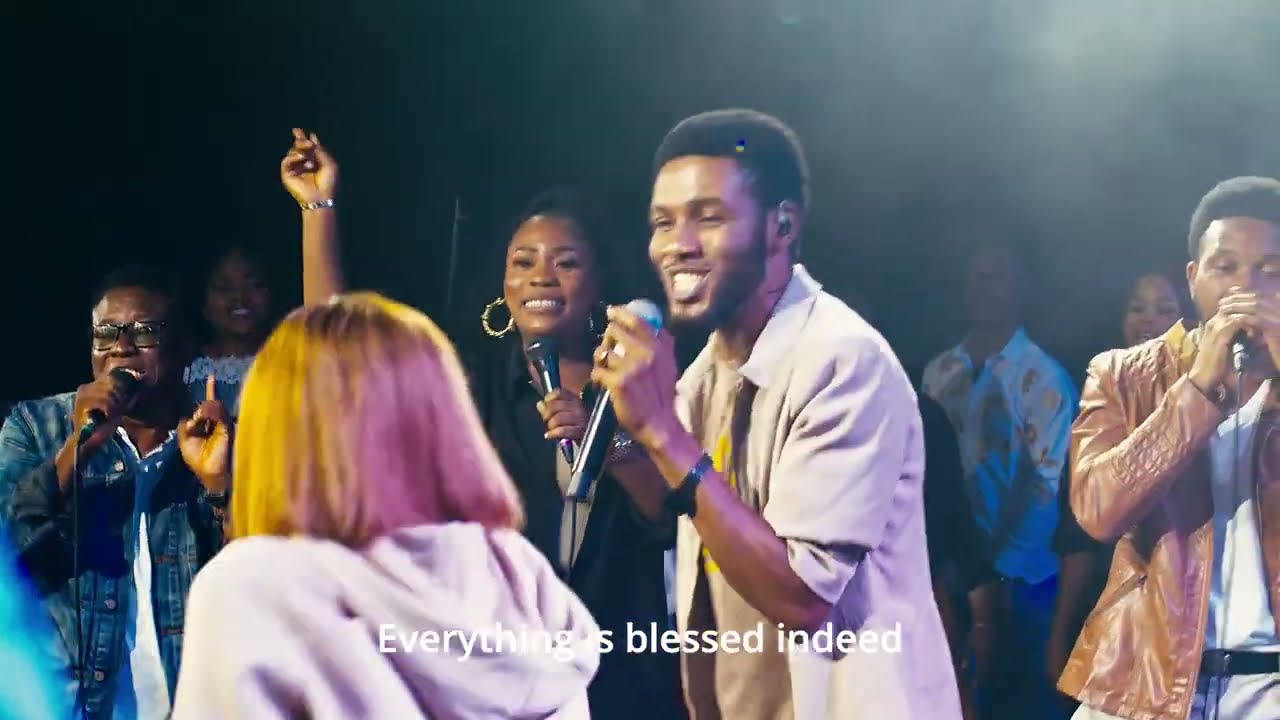 Guarda Blessed - GEMS Official Video su YouTube Guarda Blessed - GEMS Official Video su YouTube