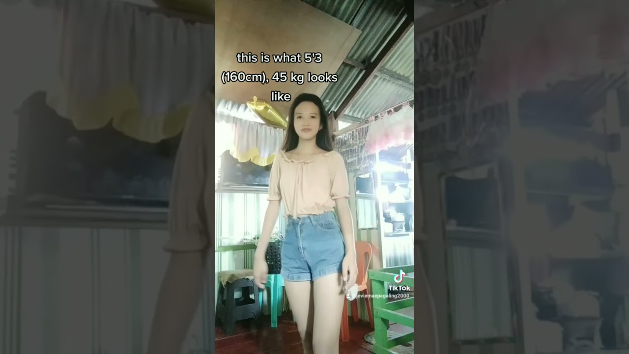 If you're wondering what 45 kg, 5'3 looks like